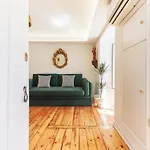 Castelo Premium By Homing Lisboa