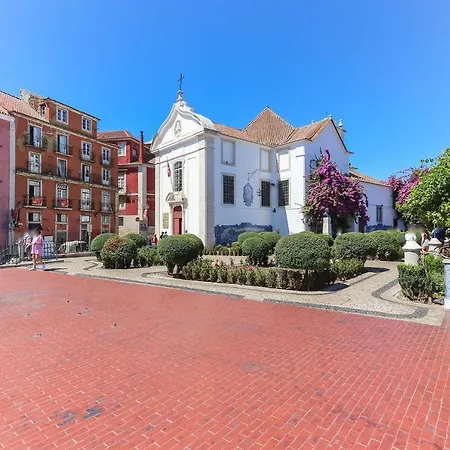 Apartment Castelo Premium Duplex Lissabon
